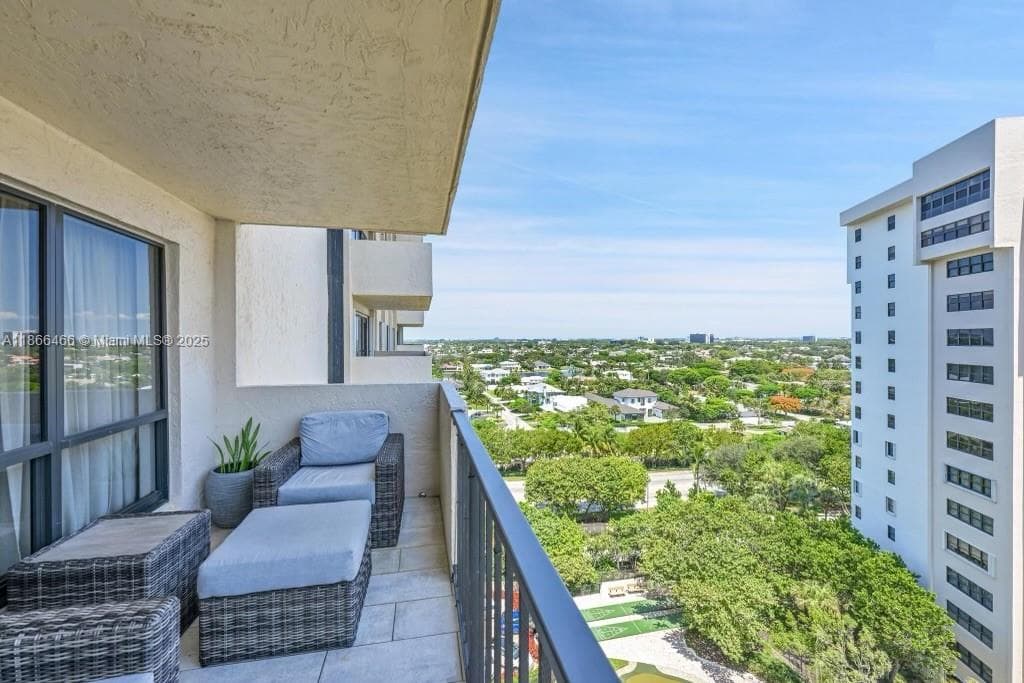 SEA RANCH CLUB B CONDO · #1106 in Lauderdale By The Sea - Photo 20