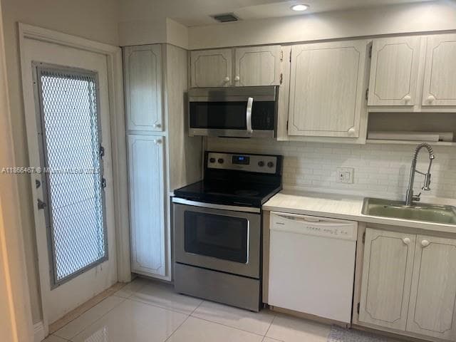 NO 11 PALM-AIRE COUNTRY C · #507 in Pompano Beach - Photo 5