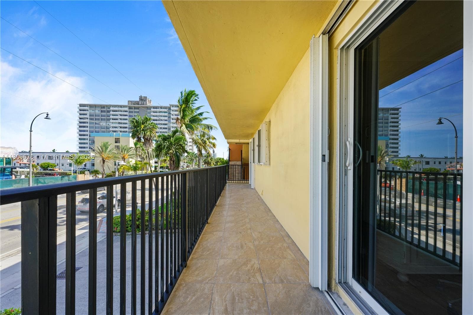 Facing Ocean Drive