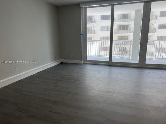 THE CARRIAGE HOUSE CONDO · #209 in Miami Beach - Photo 27