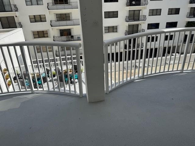 THE CARRIAGE HOUSE CONDO · #209 in Miami Beach - Photo 28