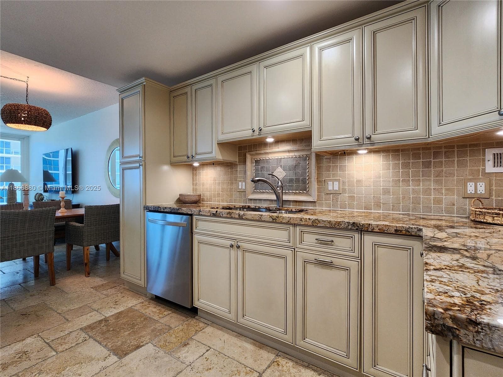 ALEXANDER TOWERS CONDO · #708 in Hollywood - Photo 12