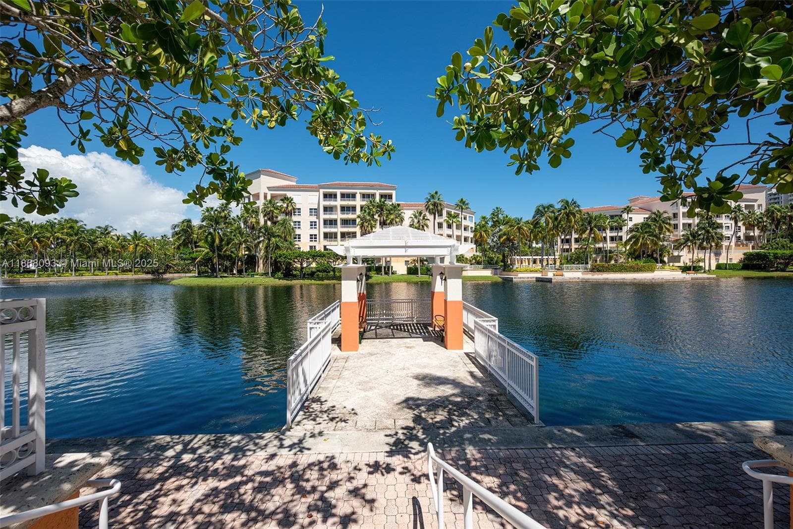 LAKE VILLA TWO CONDO · #406 in Key Biscayne - Photo 24