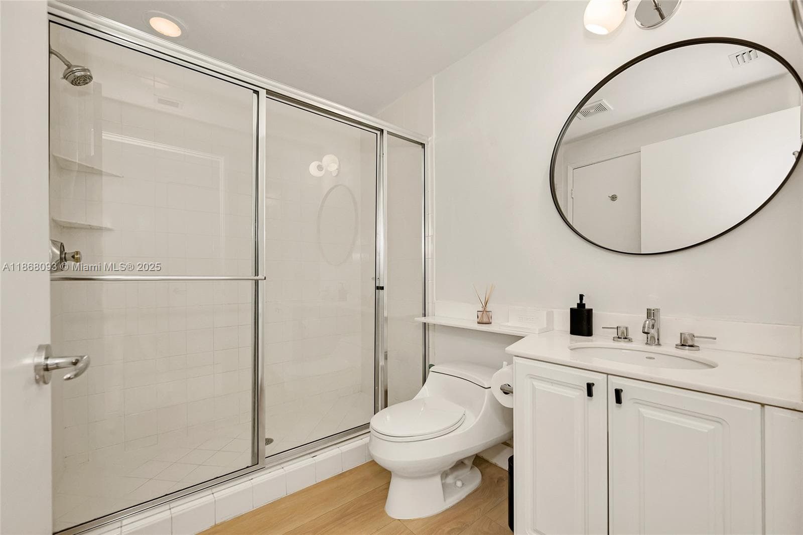 LAKE VILLA TWO CONDO · #406 in Key Biscayne - Photo 14