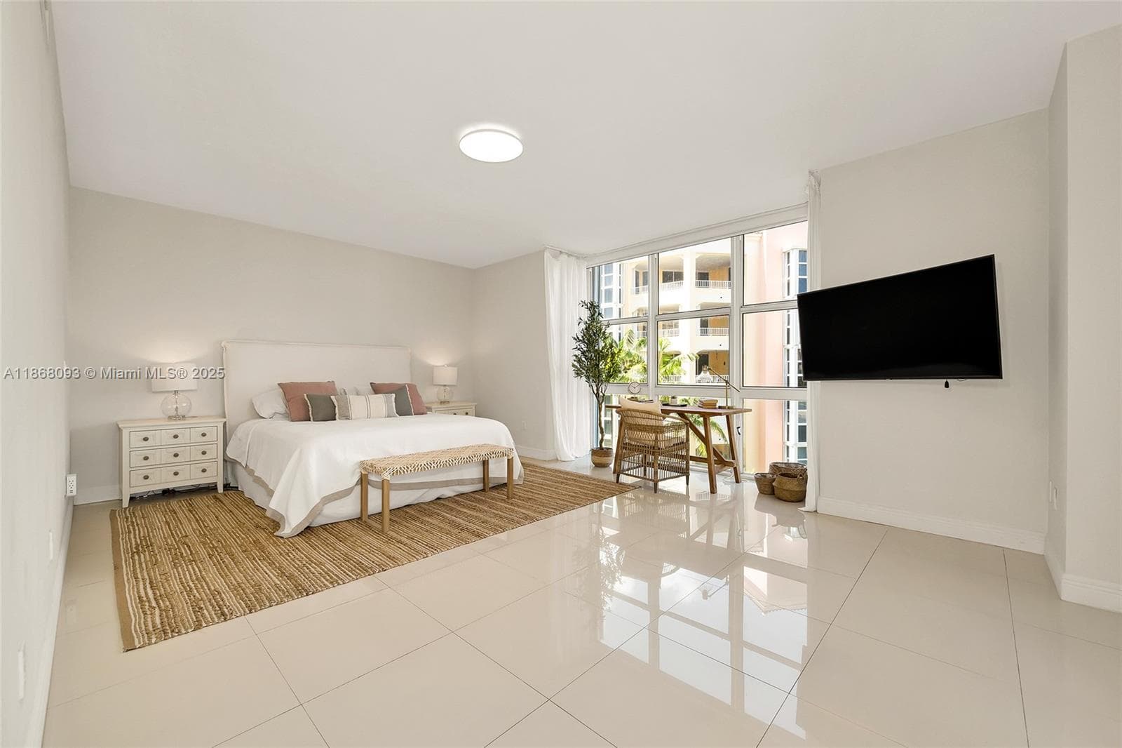 LAKE VILLA TWO CONDO · #406 in Key Biscayne - Photo 18