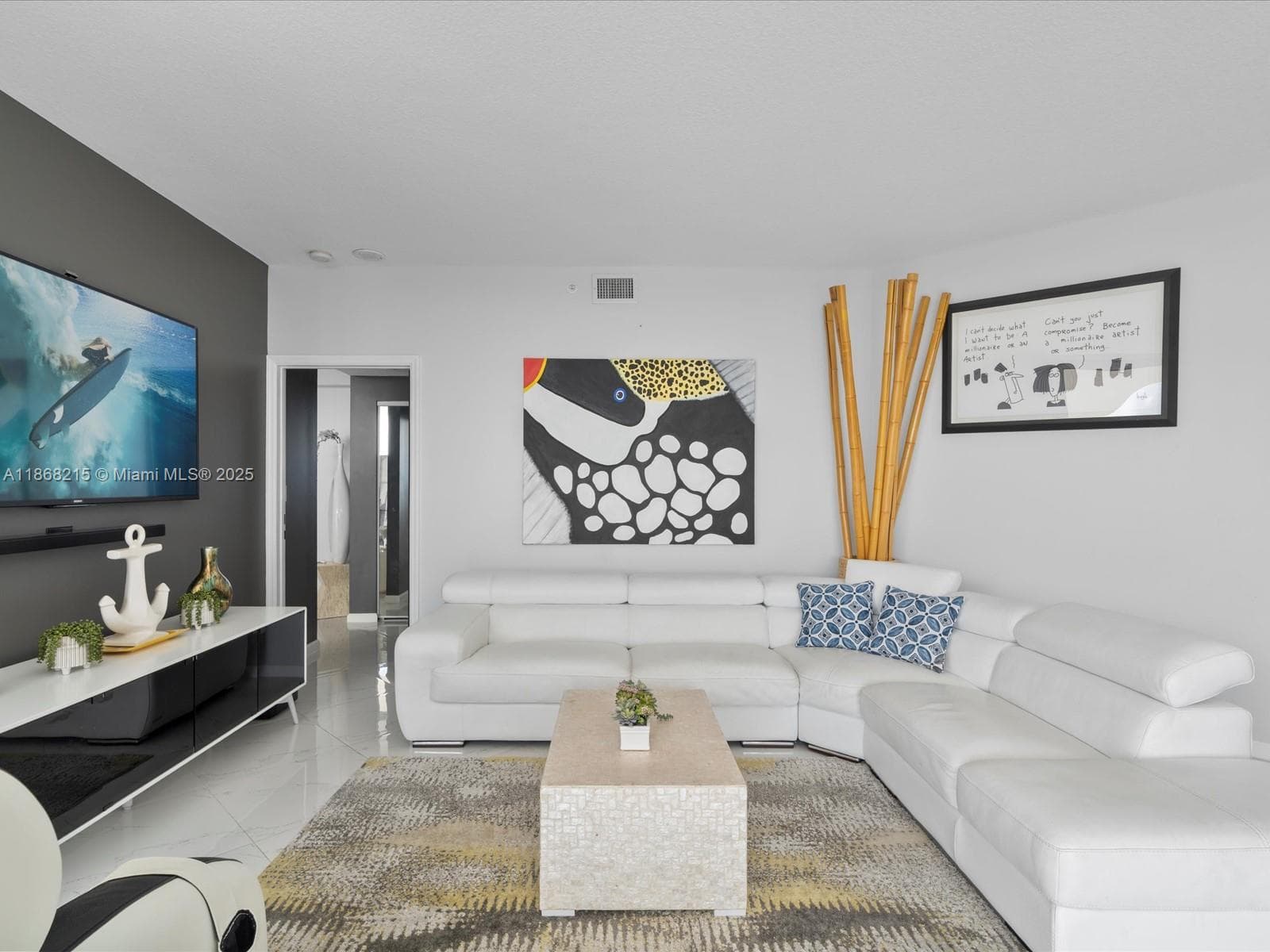 RENAISSANCE ON THE OCEAN · #1203 in Hollywood - Photo 11