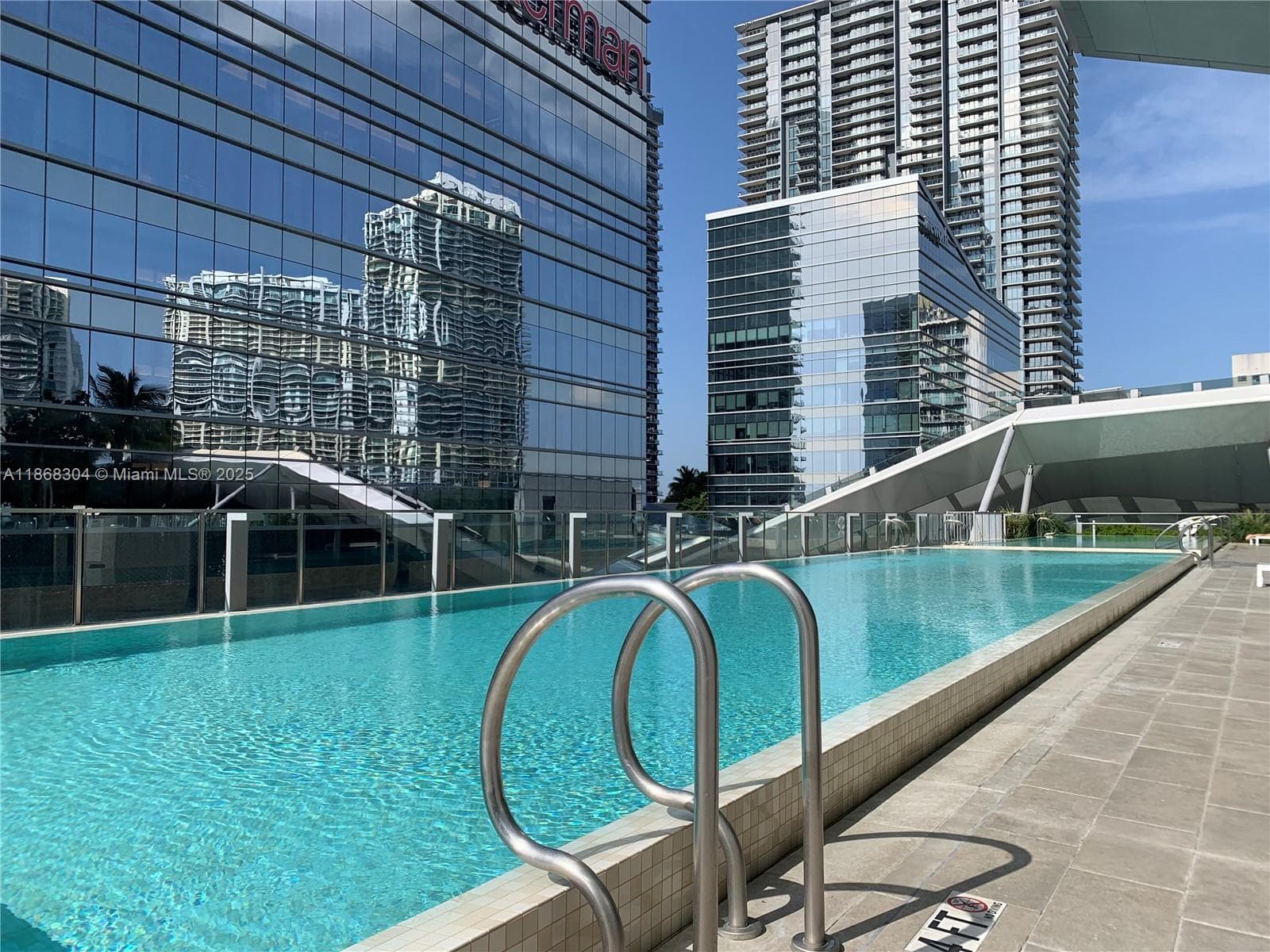 Reach Brickell City Centre · #1003 in Miami - Photo 43