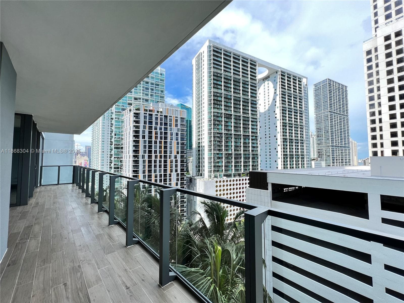 Reach Brickell City Centre · #1003 in Miami - Photo 37