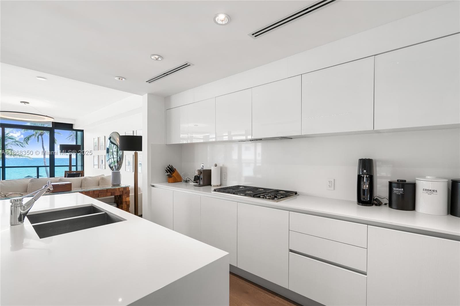 SAGE BEACH CONDO · #3F in Hollywood - Photo 16