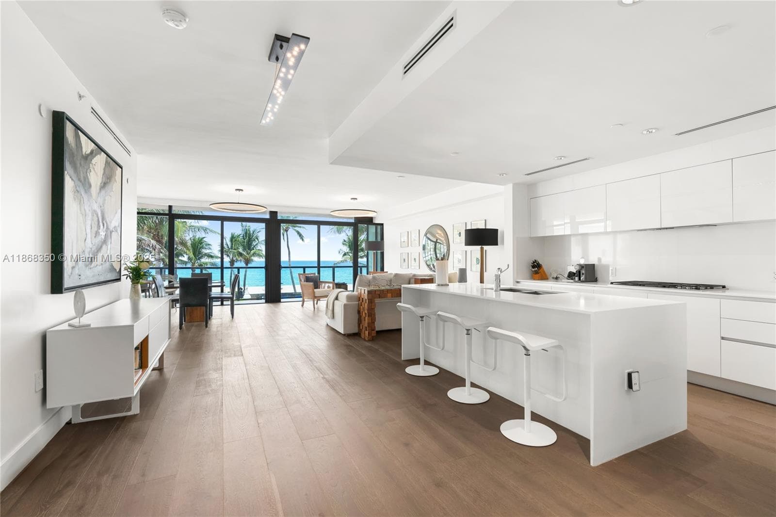 SAGE BEACH CONDO · #3F in Hollywood - Photo 1