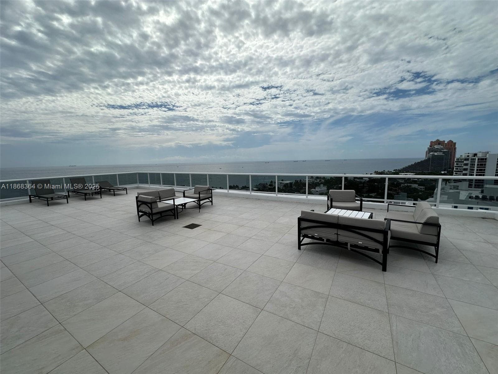 VANTAGE VIEW CONDO · #708 in Fort Lauderdale - Photo 17