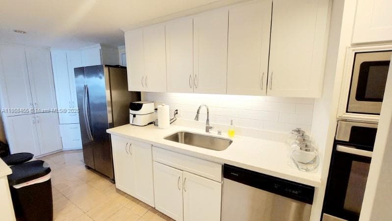 CRICKET CLUB CONDO · #705 in Miami - Photo 6