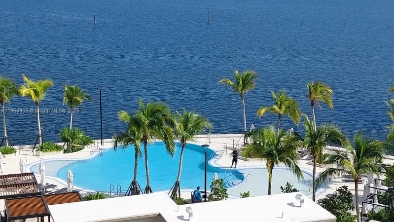 CRICKET CLUB CONDO · #705 in Miami - Photo 5
