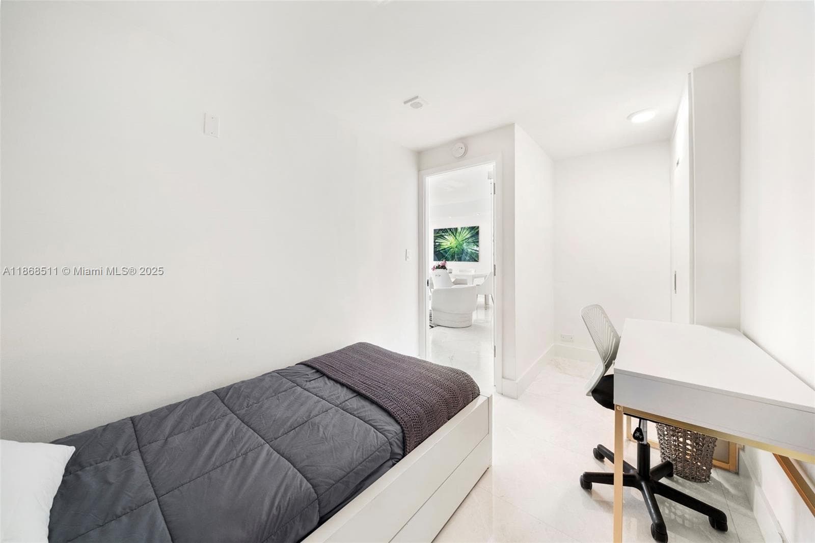 CRYSTAL HOUSE CONDO · #10G in Miami Beach - Photo 19