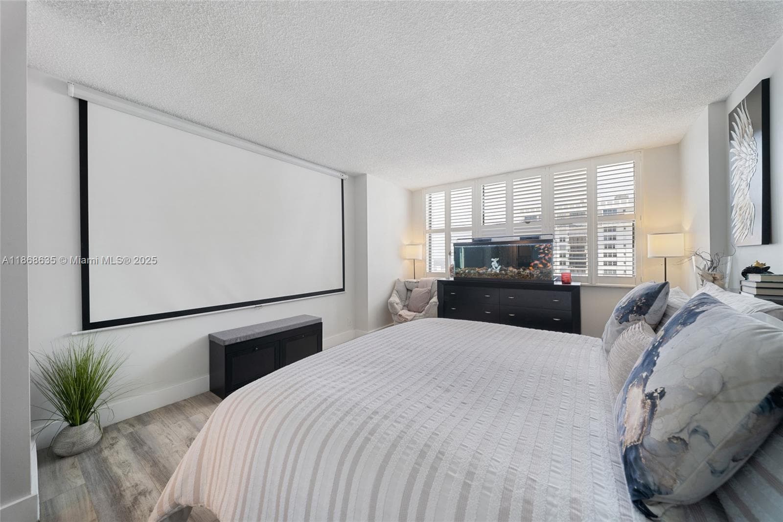 Quadomain Condo · #2304 in Hollywood - Photo 17