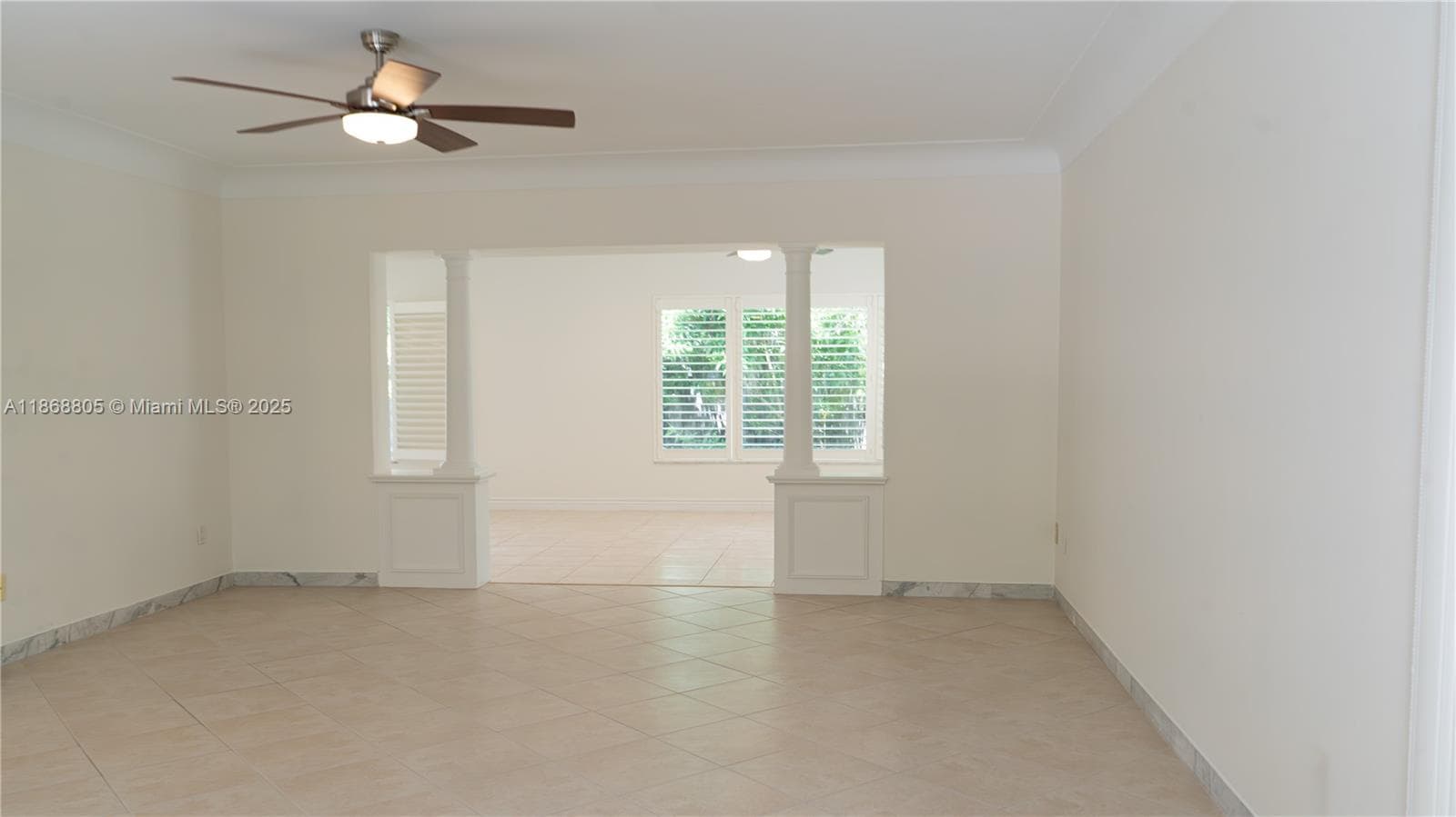 2841 NW 10th Ave photo 11