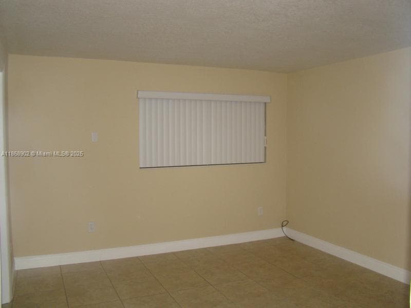 VILLAS OF WEST BIRD CONDO · #46 in Miami - Photo 6