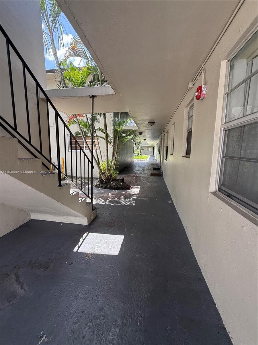 VILLAS OF WEST BIRD CONDO · #46 in Miami - Photo 14
