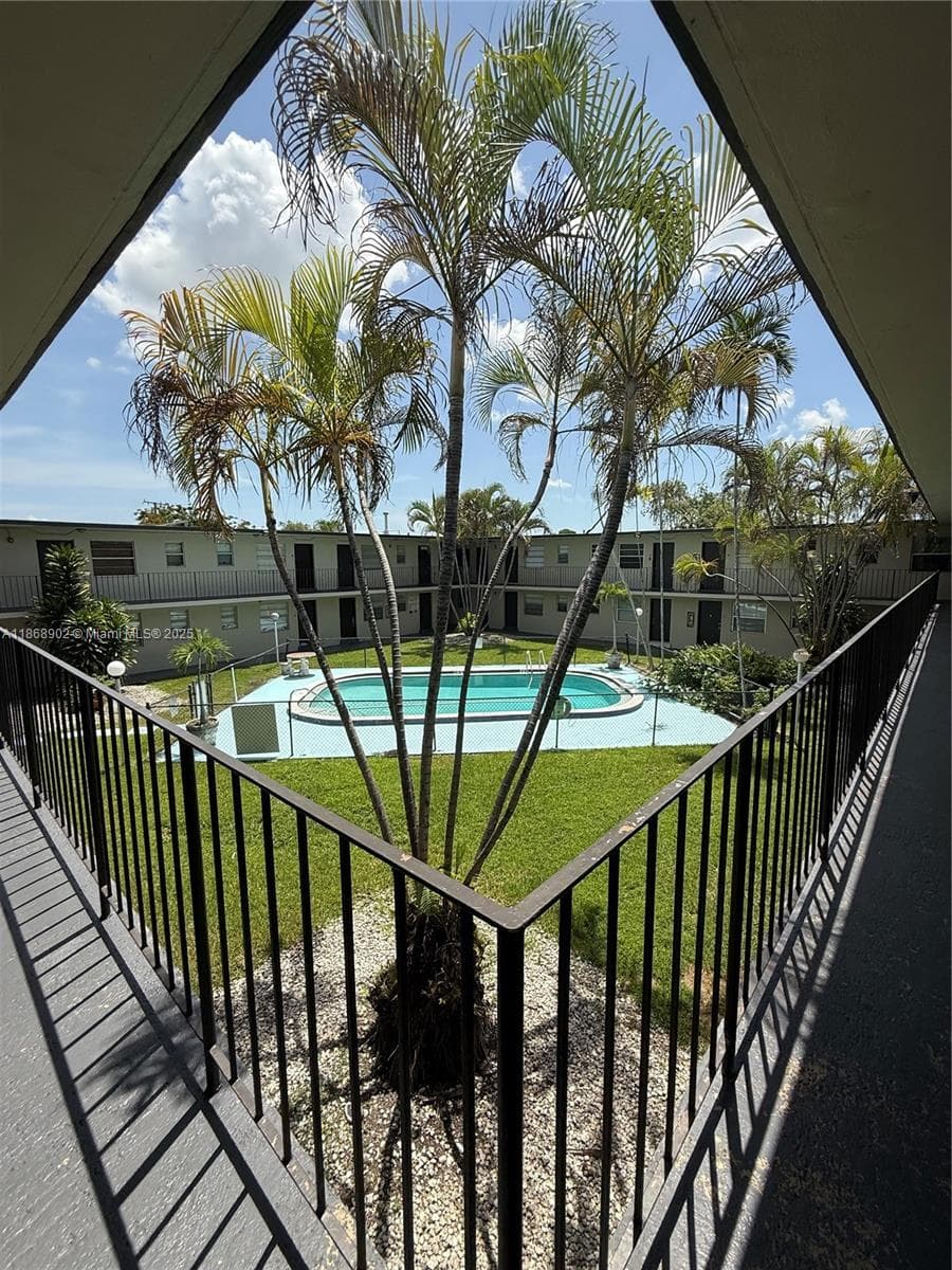 VILLAS OF WEST BIRD CONDO · #46 in Miami - Photo 15
