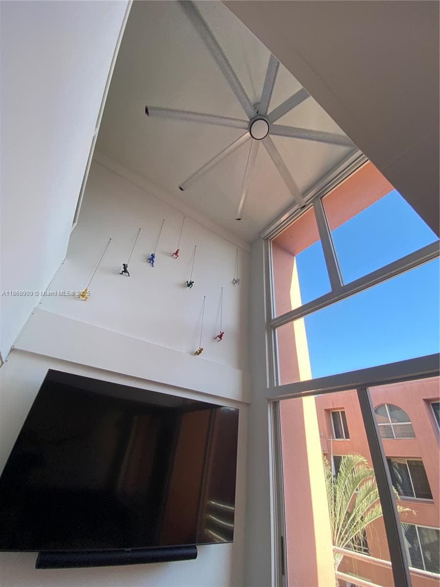 Grove Square · #433 in Coconut Grove - Photo 2