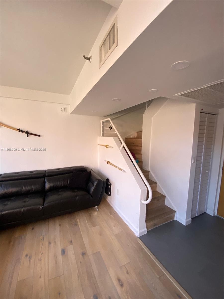 Grove Square · #433 in Coconut Grove - Photo 4