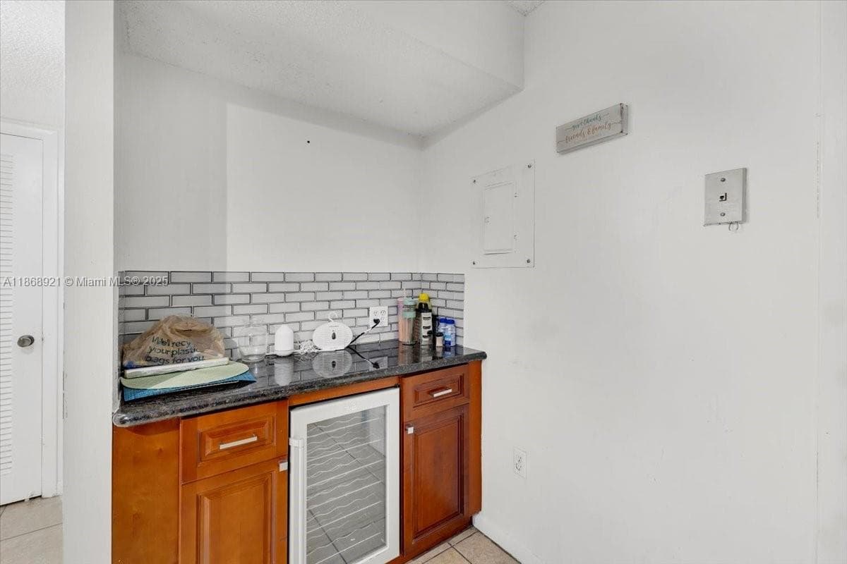 CHANTILLY CONDO · #607 in Miami - Photo 16