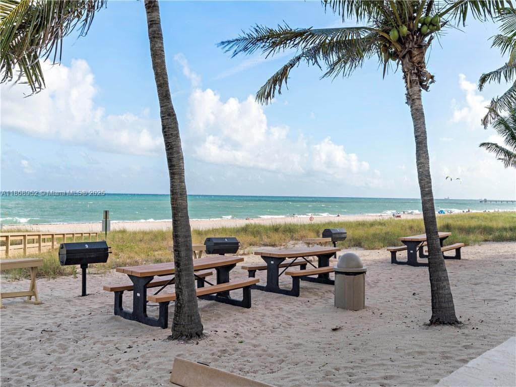 SEA RANCH CLUB A CONDO · #503 in Lauderdale By The Sea - Photo 48