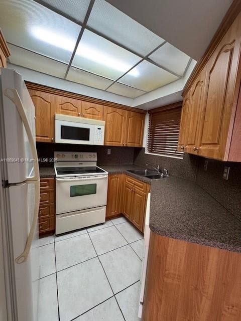 VERABELLA FALLS CONDO · #PH2 in Miami - Photo 15