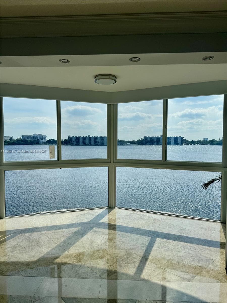 RIVIERA CONDOMINIUM · #33 in Miami - Photo 2