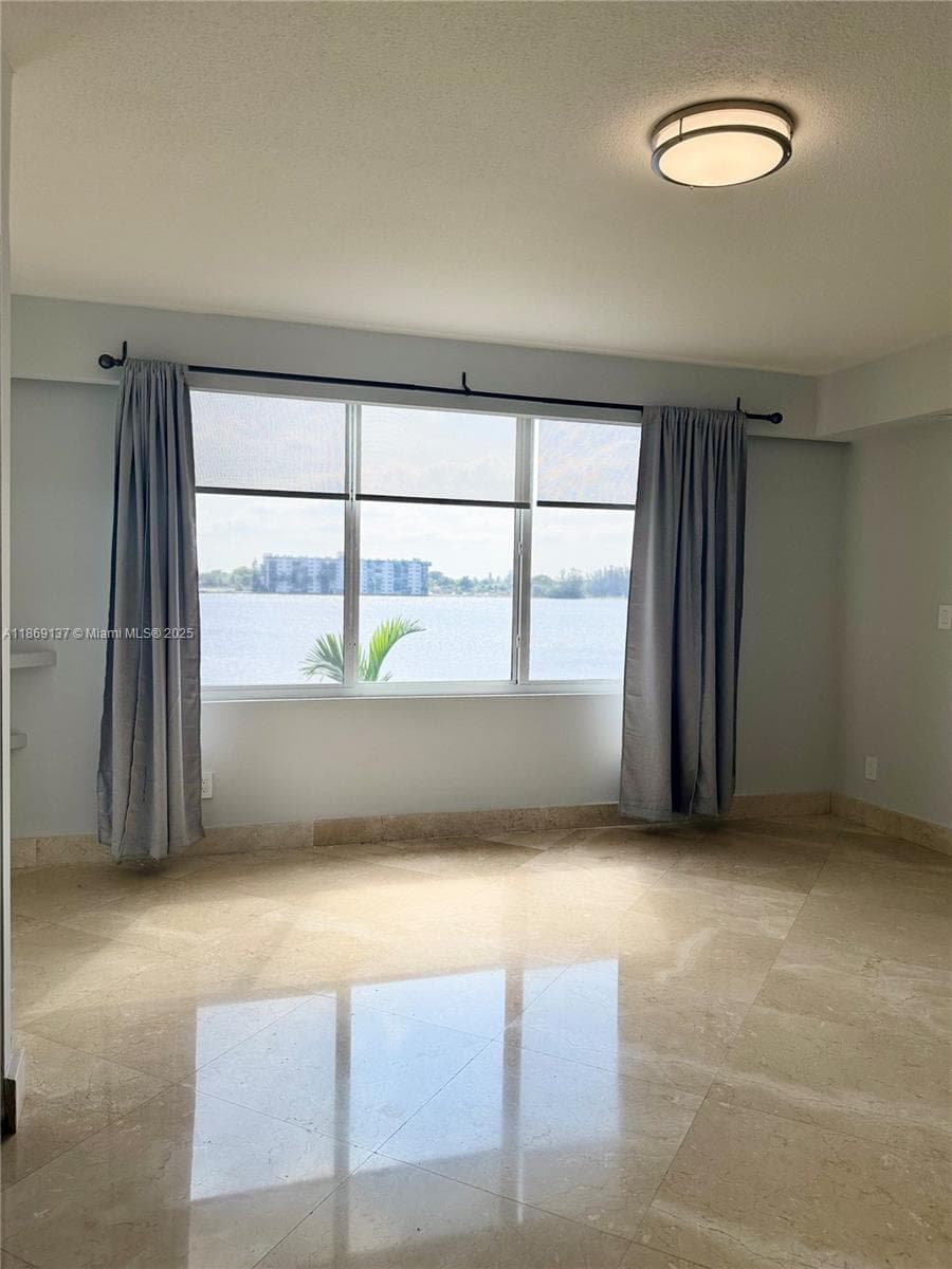 RIVIERA CONDOMINIUM · #33 in Miami - Photo 17