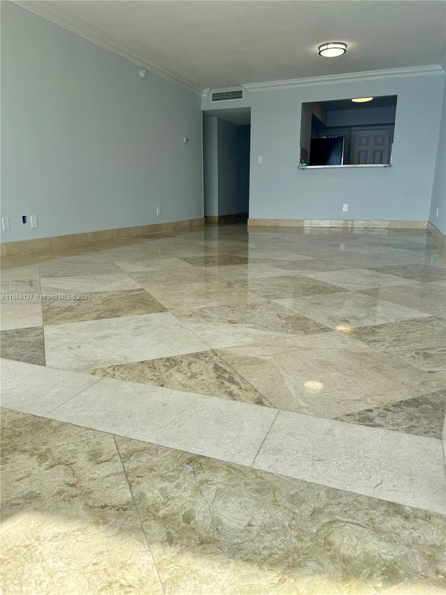 RIVIERA CONDOMINIUM · #33 in Miami - Photo 3