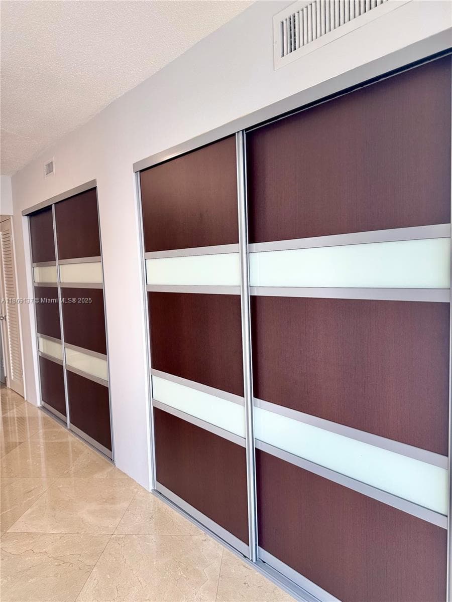 RIVIERA CONDOMINIUM · #33 in Miami - Photo 8
