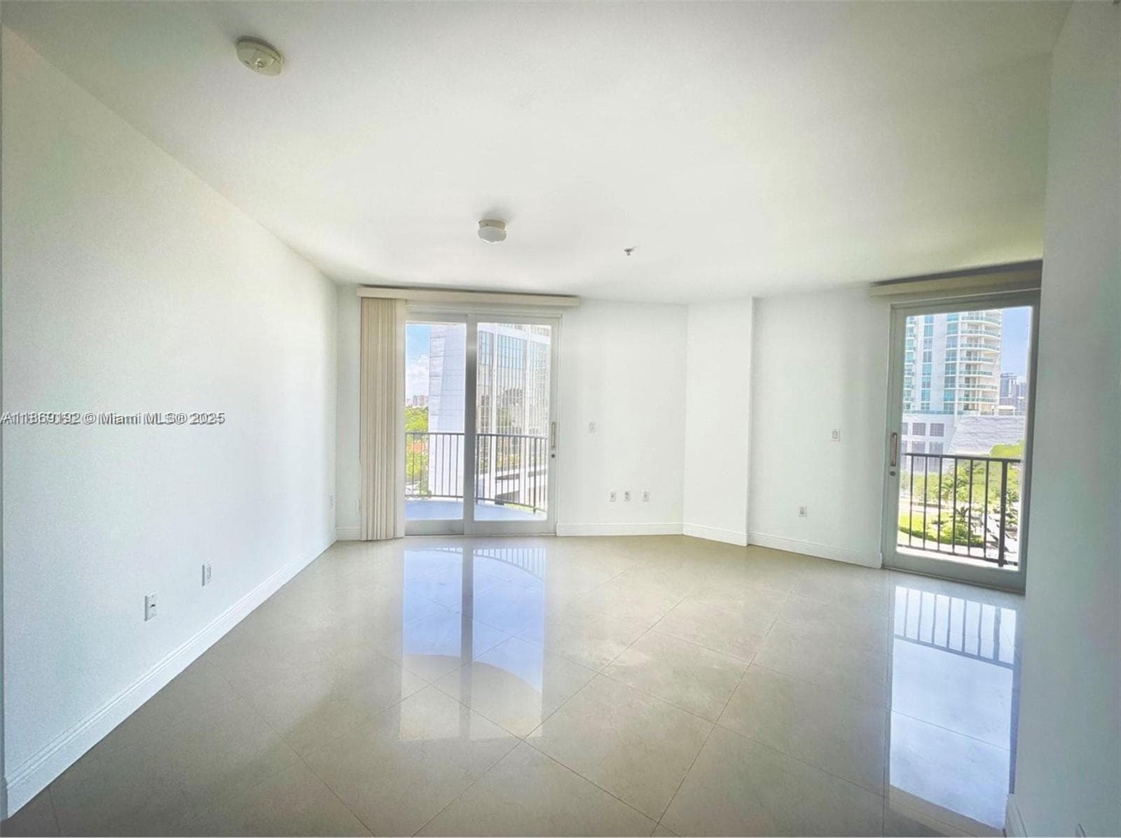 Brickell Way Condo · #503 in Miami - Photo 1