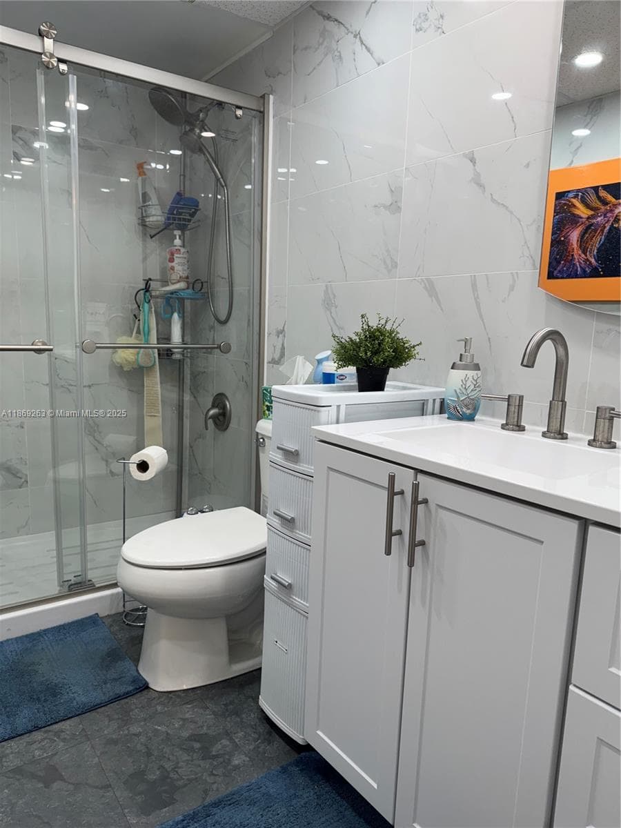 Somerset Bldg. F · #318 in Lauderdale Lakes - Photo 8