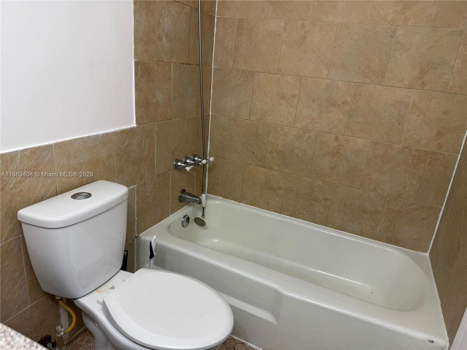 Bayview Palms · #106 in North Miami - Photo 15