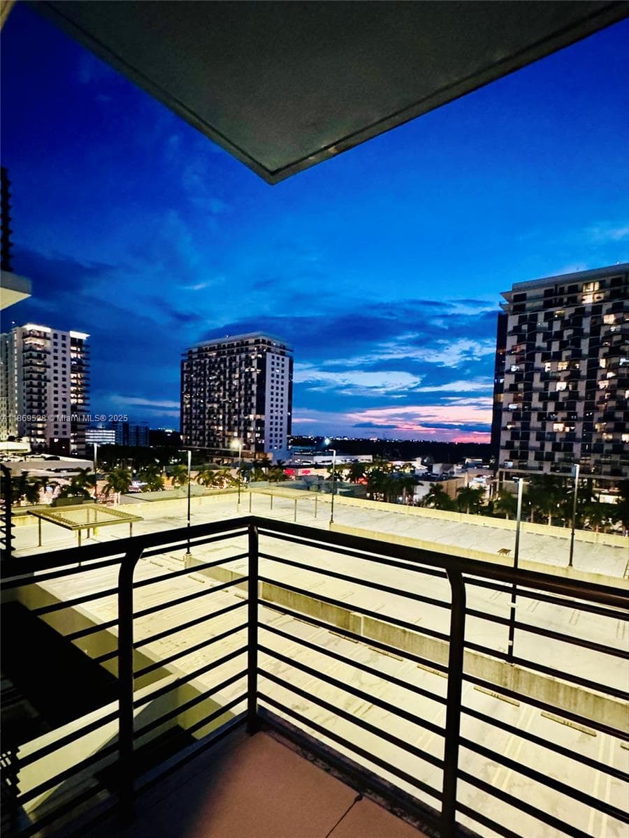 5350 PARK CONDO · #610 in Doral - Photo 13