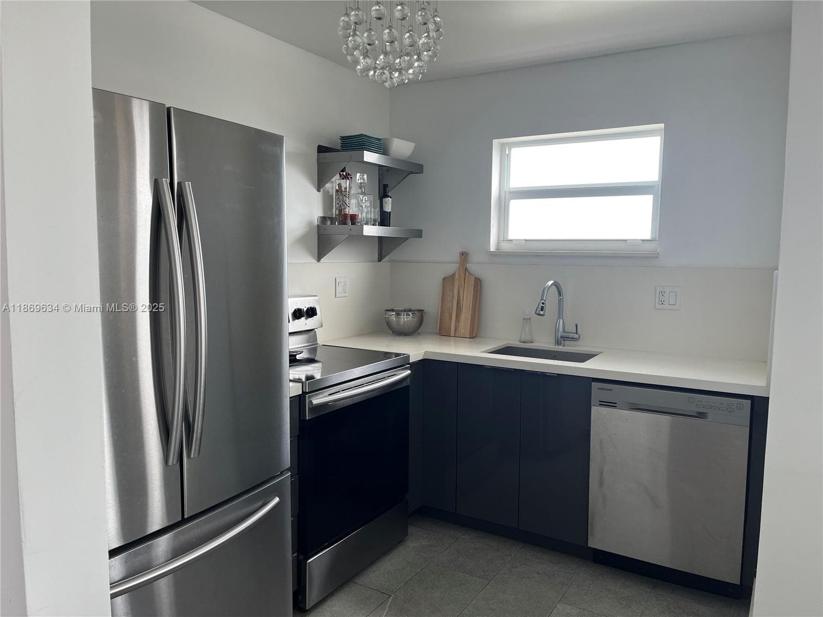 JADE WINDS GROUP-DAISY GA · #623-E in Miami - Photo 1