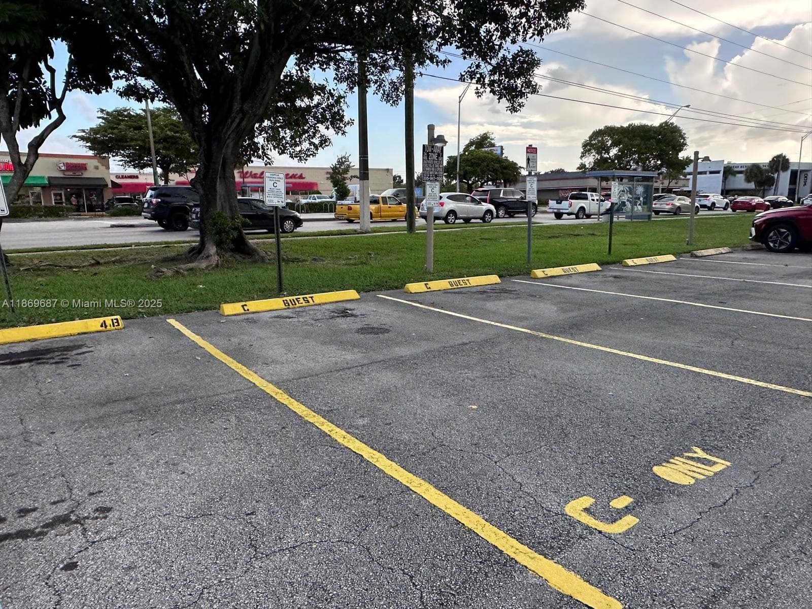 THIRD MOORINGS CONDO · #356 in Miami - Photo 5