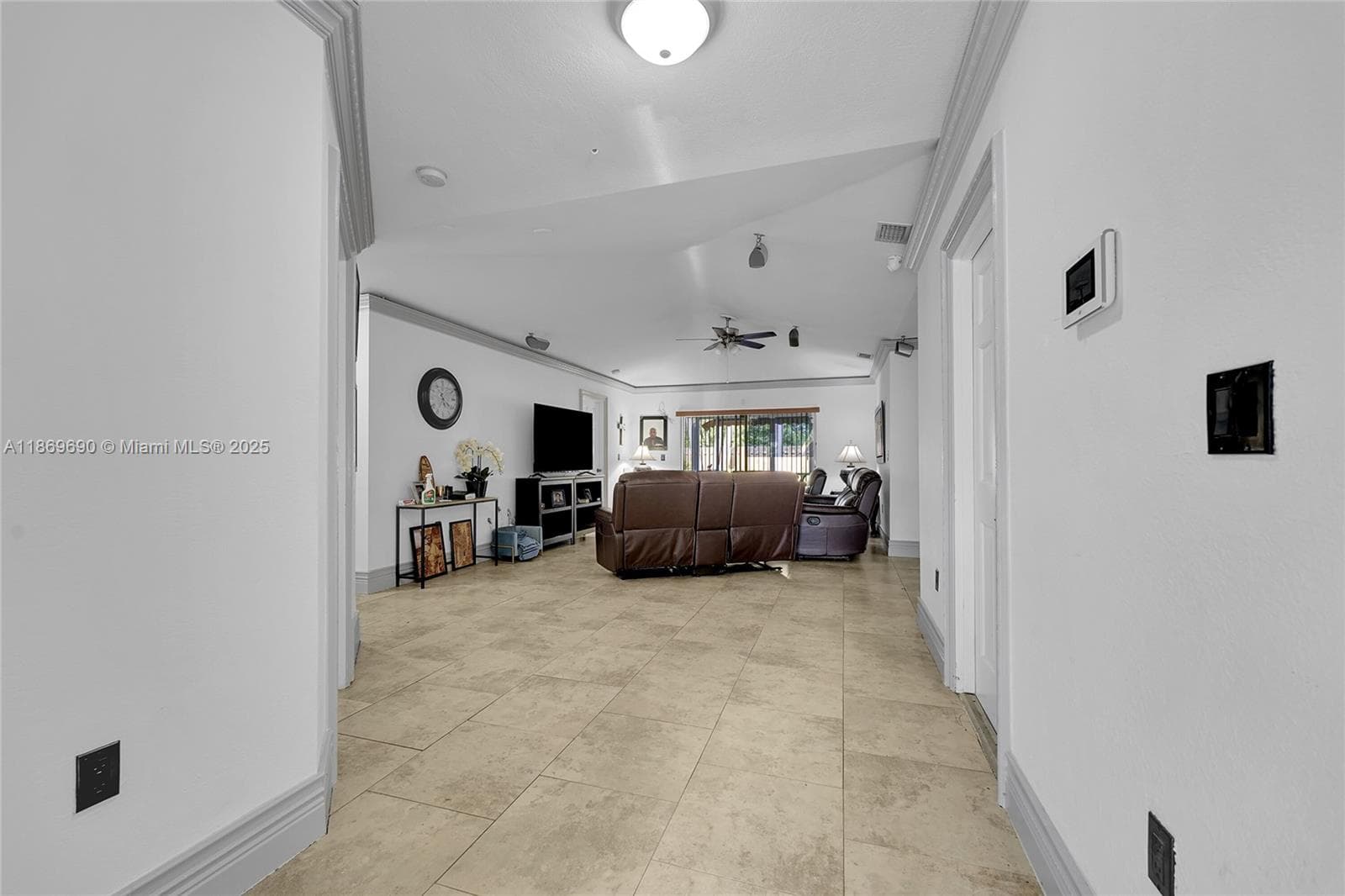 5520 NW 49th Ave photo 4