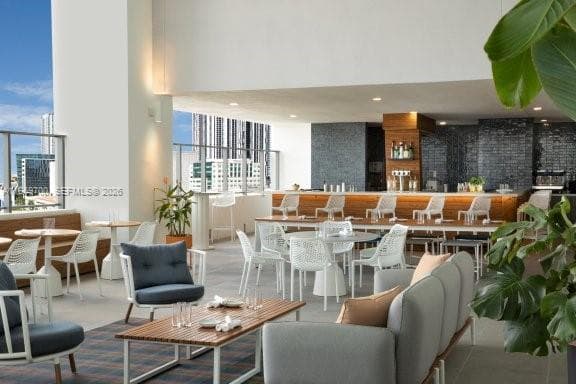 YotelPad Miami · #1707 in Miami - Photo 2