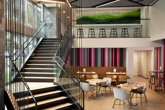 YotelPad Miami · #1707 in Miami - Photo 3