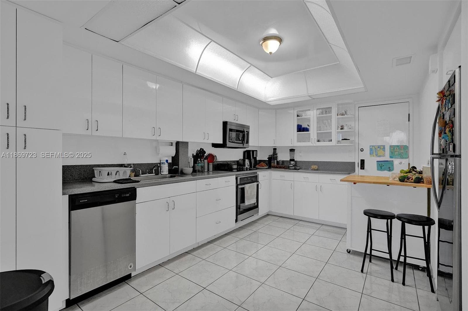 9300 HARBOR TERRACE CONDO · #4B in Bay Harbor Islands - Photo 2