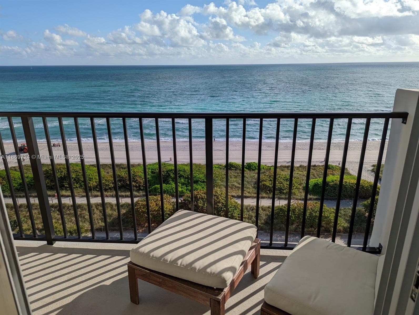 MANATEE CONDO · #1004 in Surfside - Photo 2