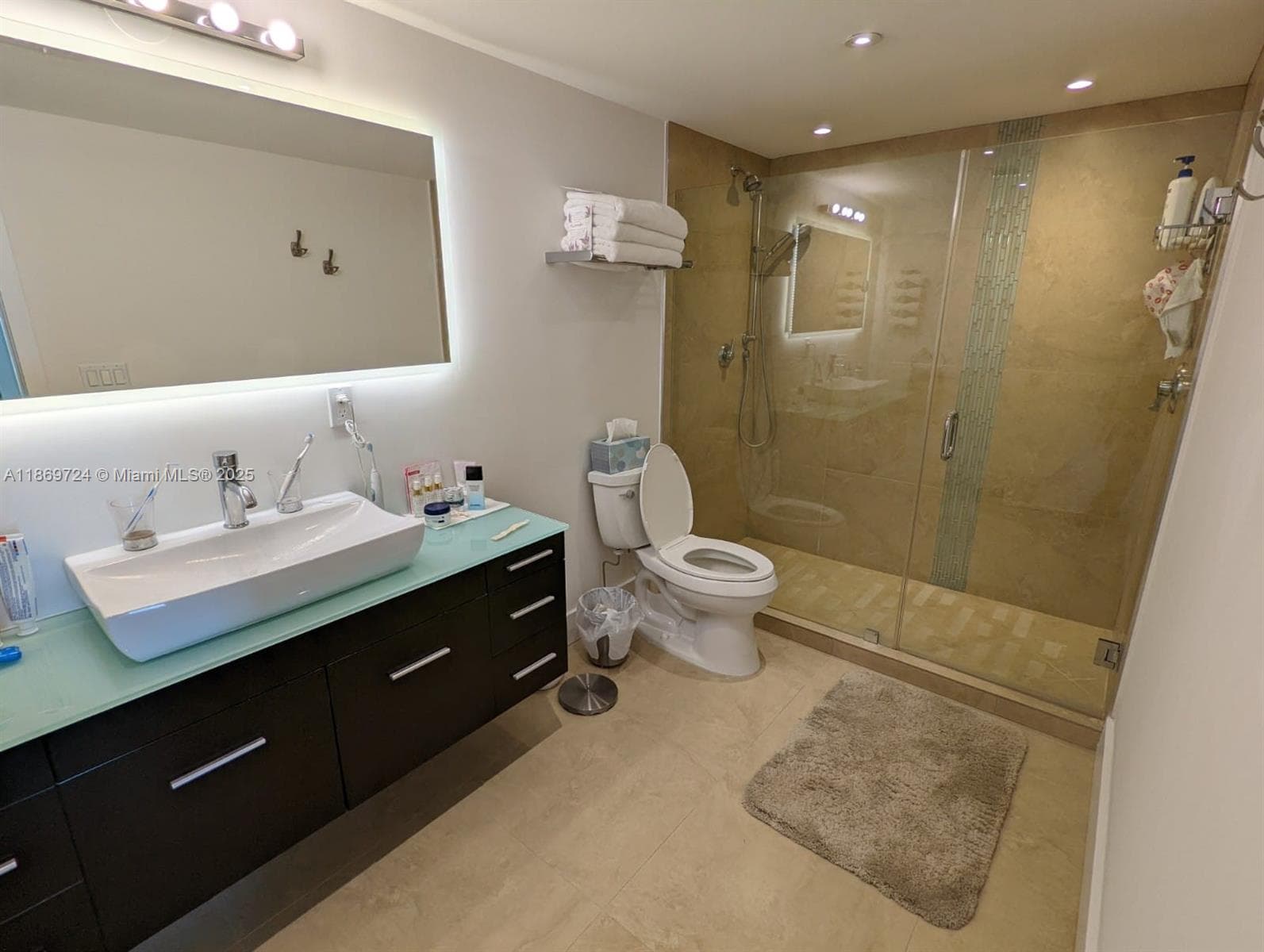 MANATEE CONDO · #1004 in Surfside - Photo 26