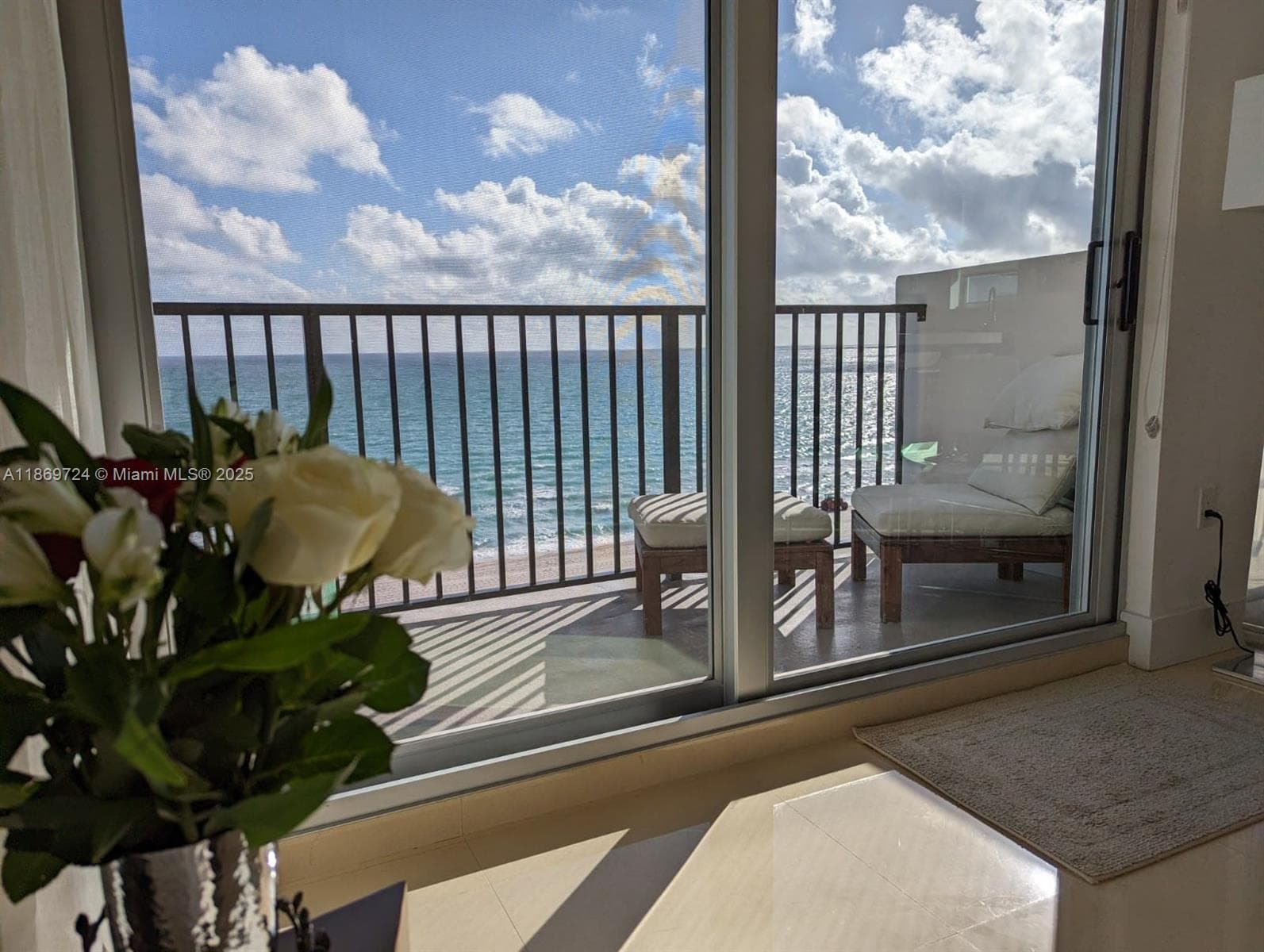 MANATEE CONDO · #1004 in Surfside - Photo 5