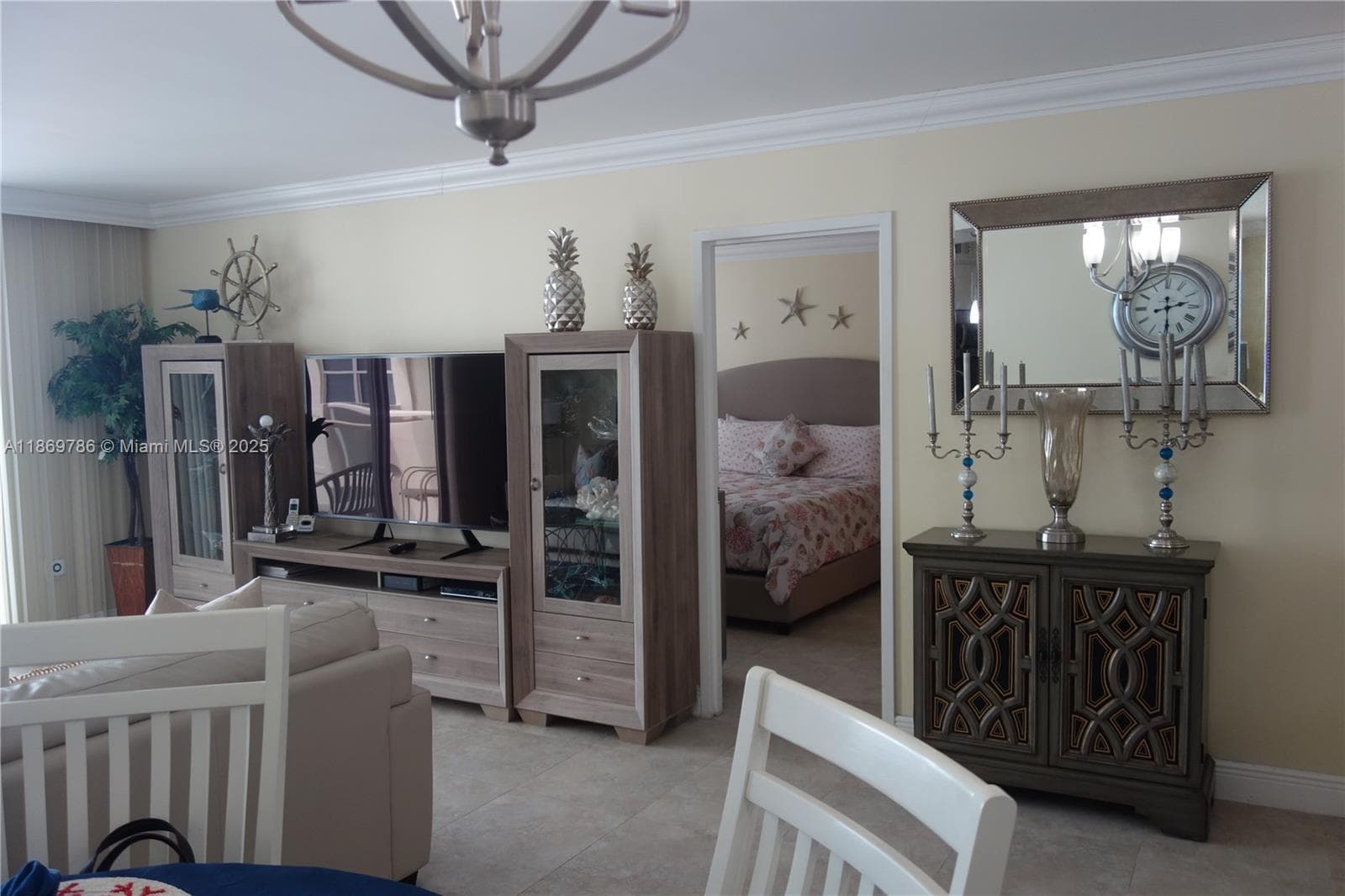 ARLEN BEACH CONDO · #1510 in Miami Beach - Photo 12