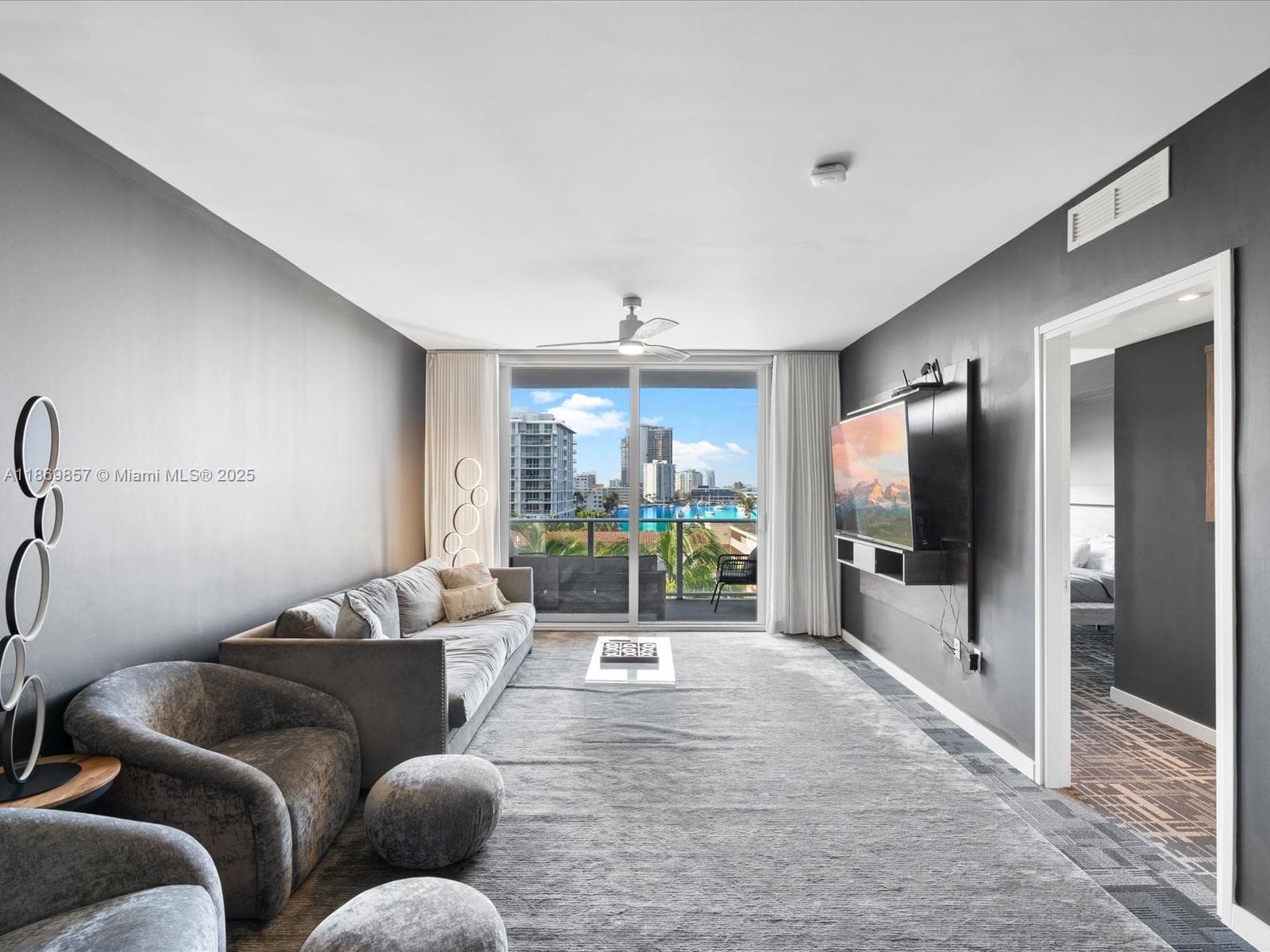 TIFFANY HOUSE · #603 in Fort Lauderdale - Photo 4