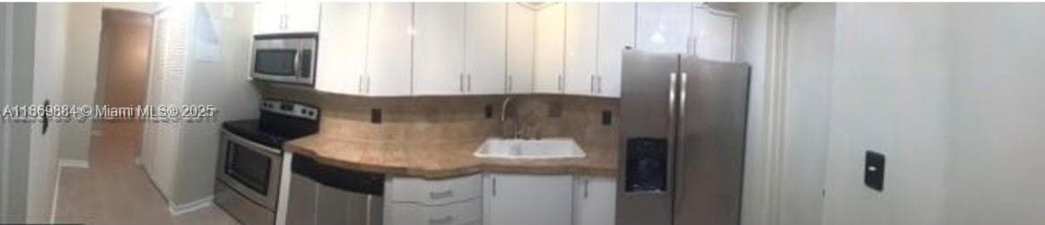 OAKLAND SHORES CONDOMINIU · #D108 in Oakland Park - Photo 2