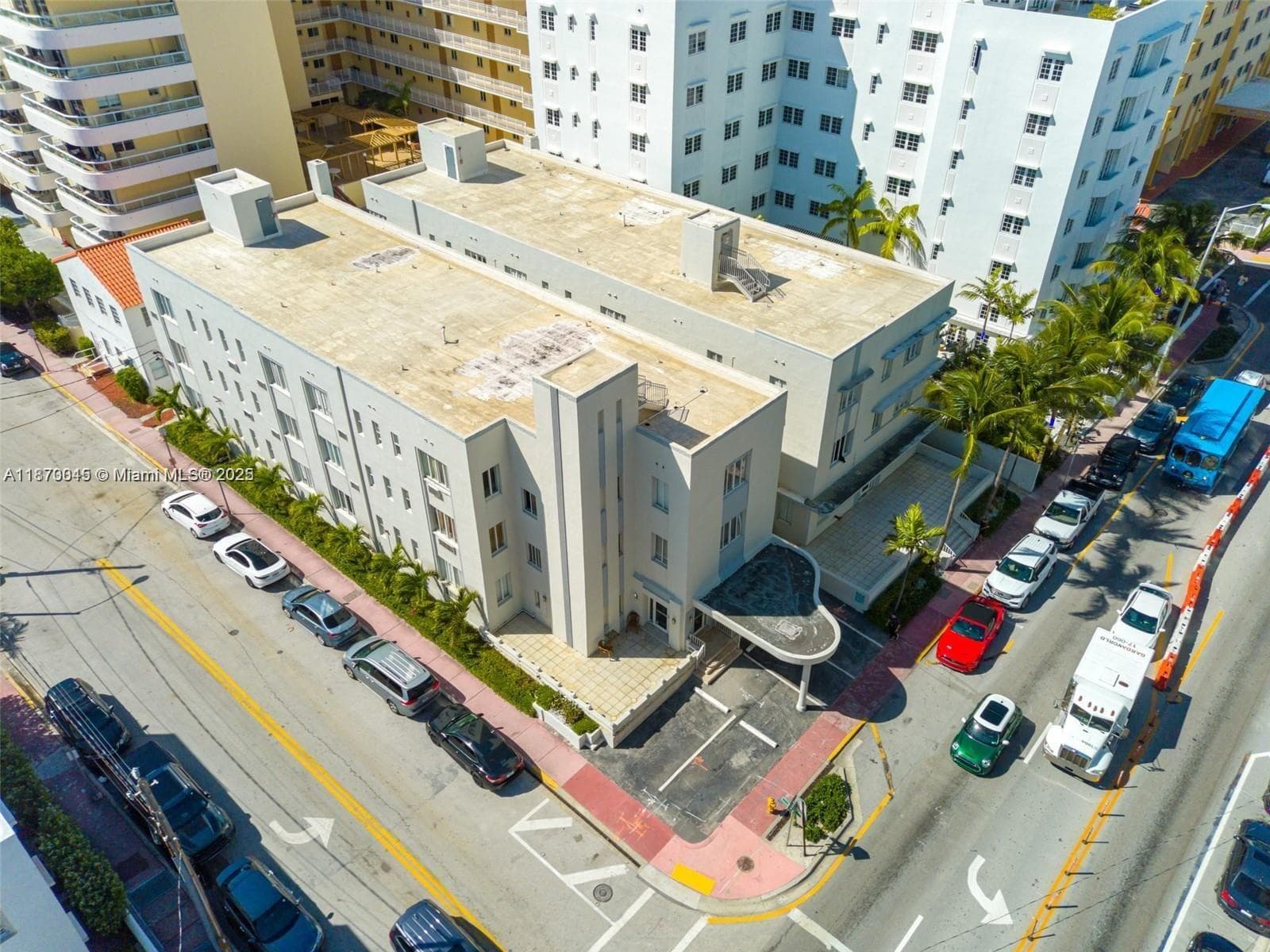 OCEAN VILLAS · #N-103 in Miami Beach - Photo 11