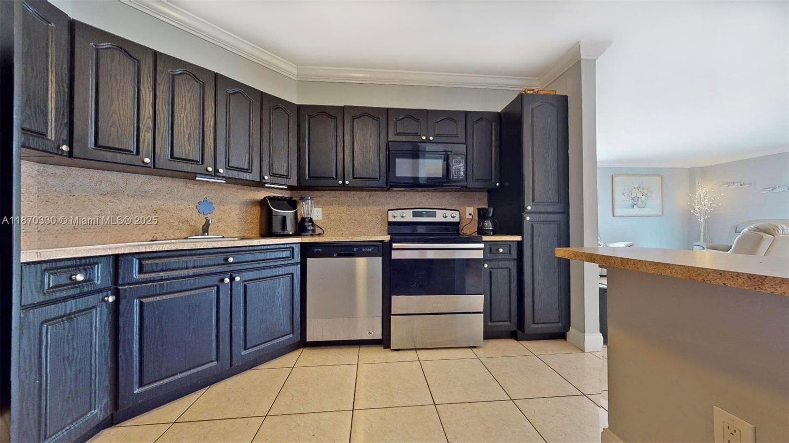 Hyde Park Towers Condo · #501 in Hollywood - Photo 12